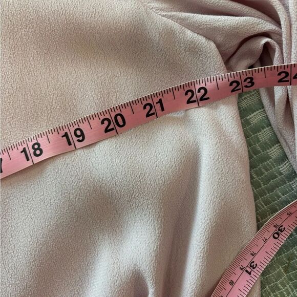 J. Crew Long Sleeve Button Down Shirt with Dress Shirt Collar in Icy Orchid M - Picture 11 of 13